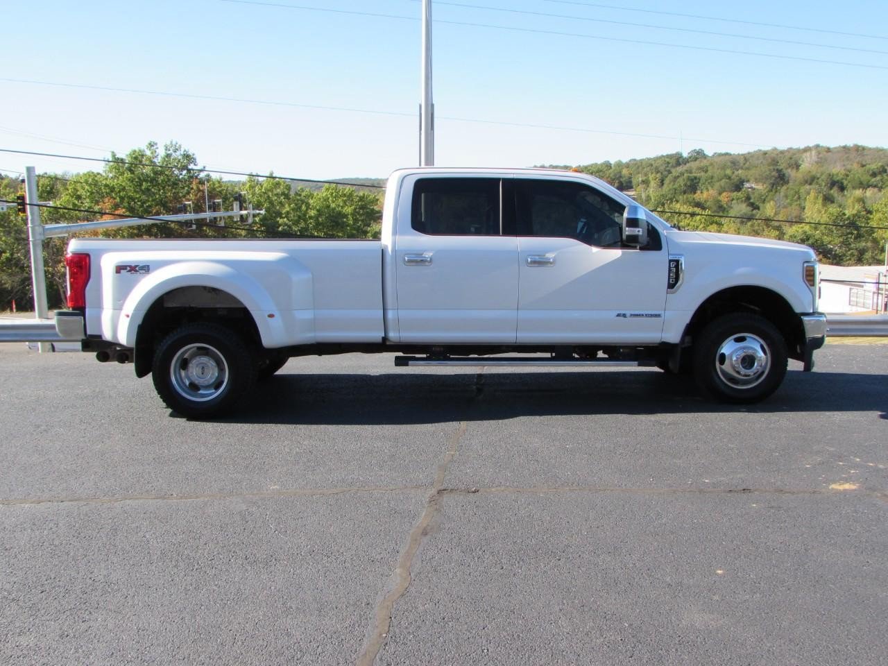 Certified 2018 Ford F350 Lariat w/ Chrome Package AWD/4WD image 8