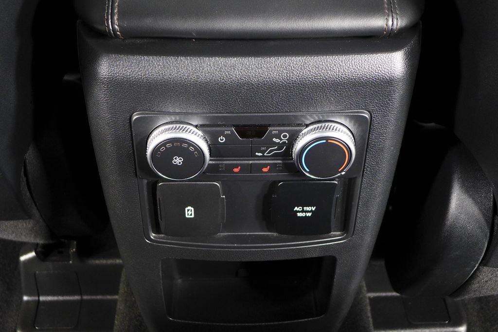 Used 2020 Ford Explorer Platinum w/ Premium Technology Package AWD/4WD image 26