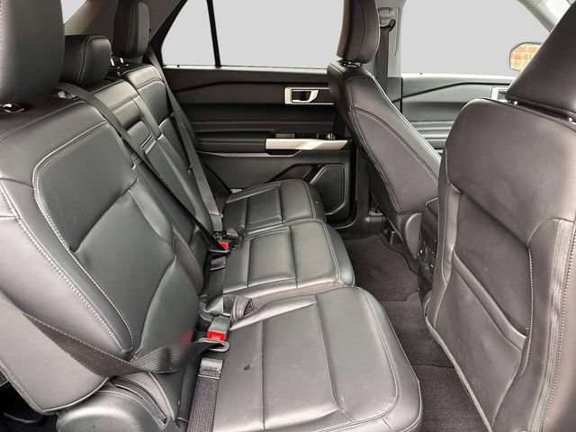 Used 2023 Ford Explorer XLT w/ Equipment Group 202A AWD/4WD image 12