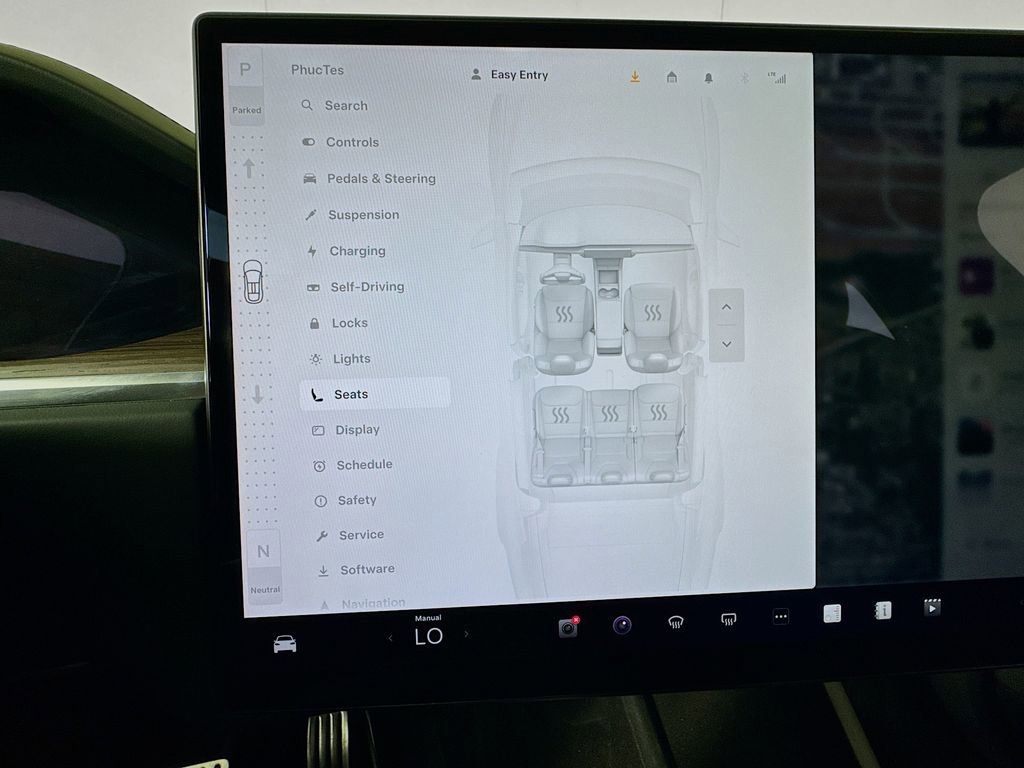 Used 2023 Tesla Model X AWD/4WD image 41