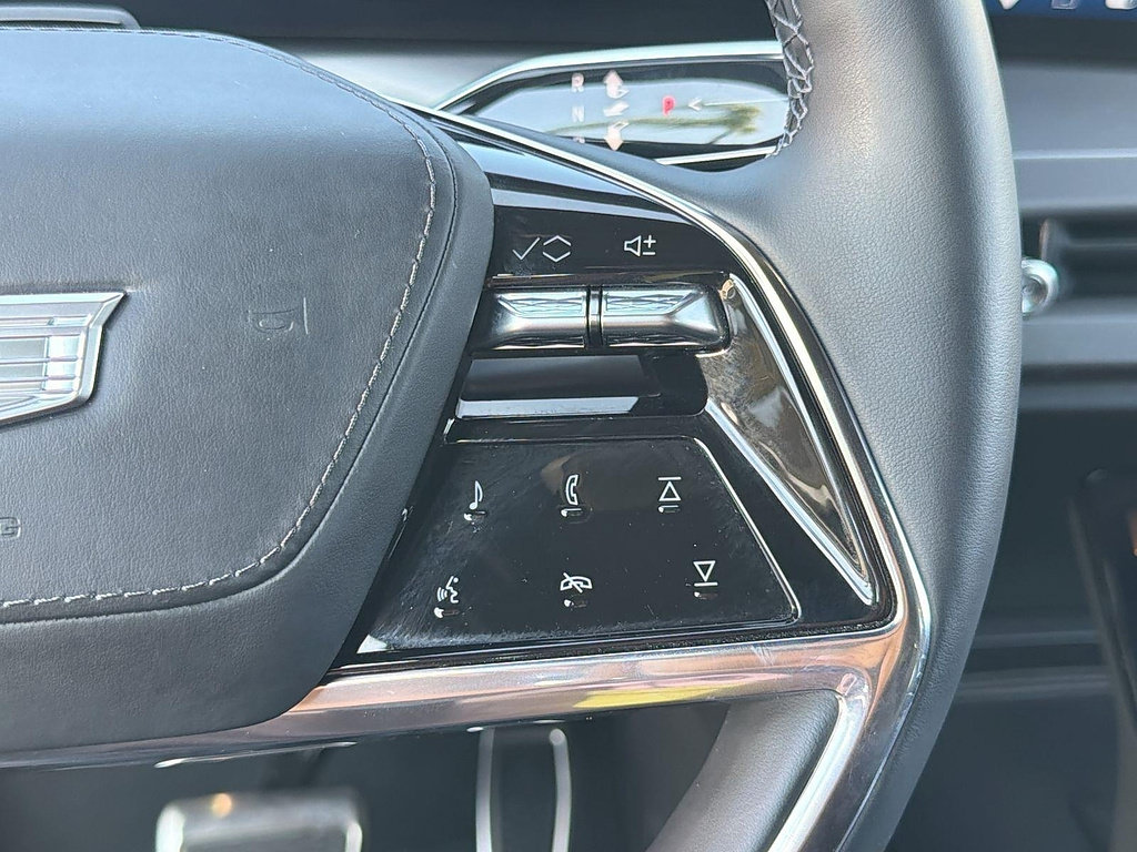 Used 2026 Cadillac Vistiq Sport AWD/4WD image 10