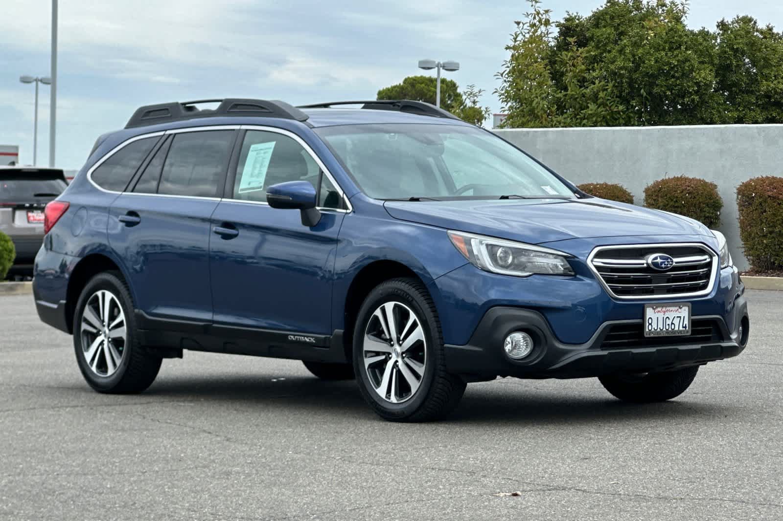 Used 2019 Subaru Outback 3.6R Limited AWD/4WD image 5