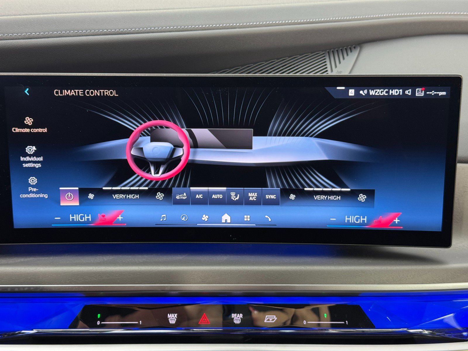 Used 2023 BMW i7 xDrive60 image 22