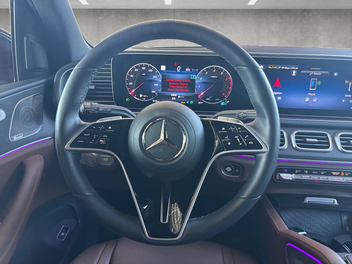 Used 2025 Mercedes-Benz GLS 450 4MATIC image 25