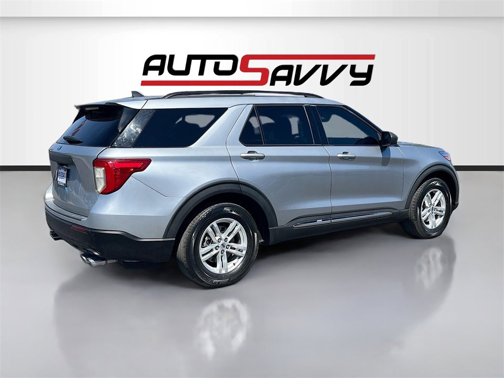 Used 2022 Ford Explorer XLT image 7