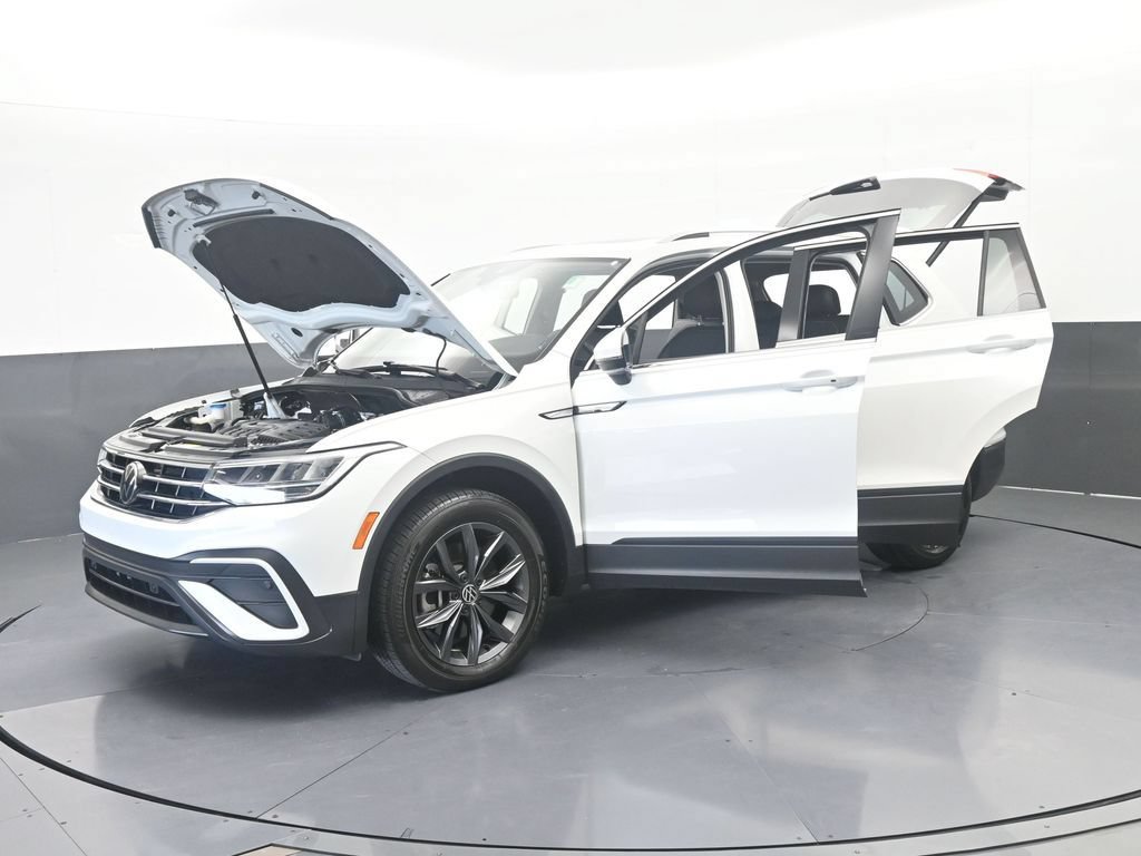 Used 2023 Volkswagen Tiguan SE FWD image 73