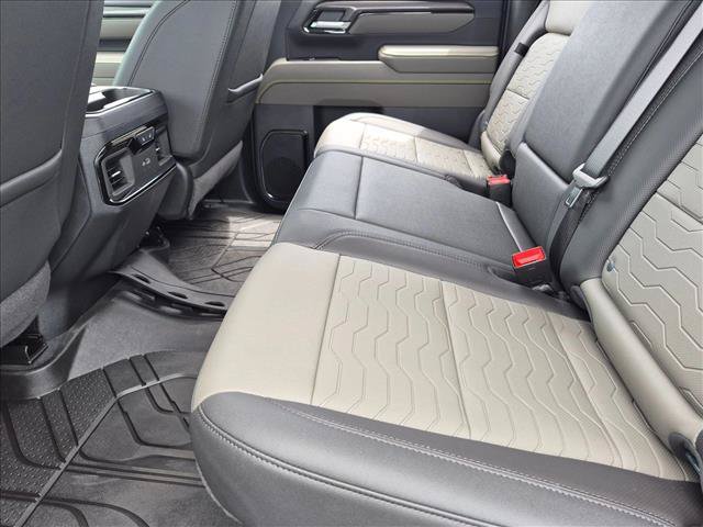 New 2026 Chevrolet Silverado 2500 ZR2 w/ LPO, Dark Essentials Package AWD/4WD image 15