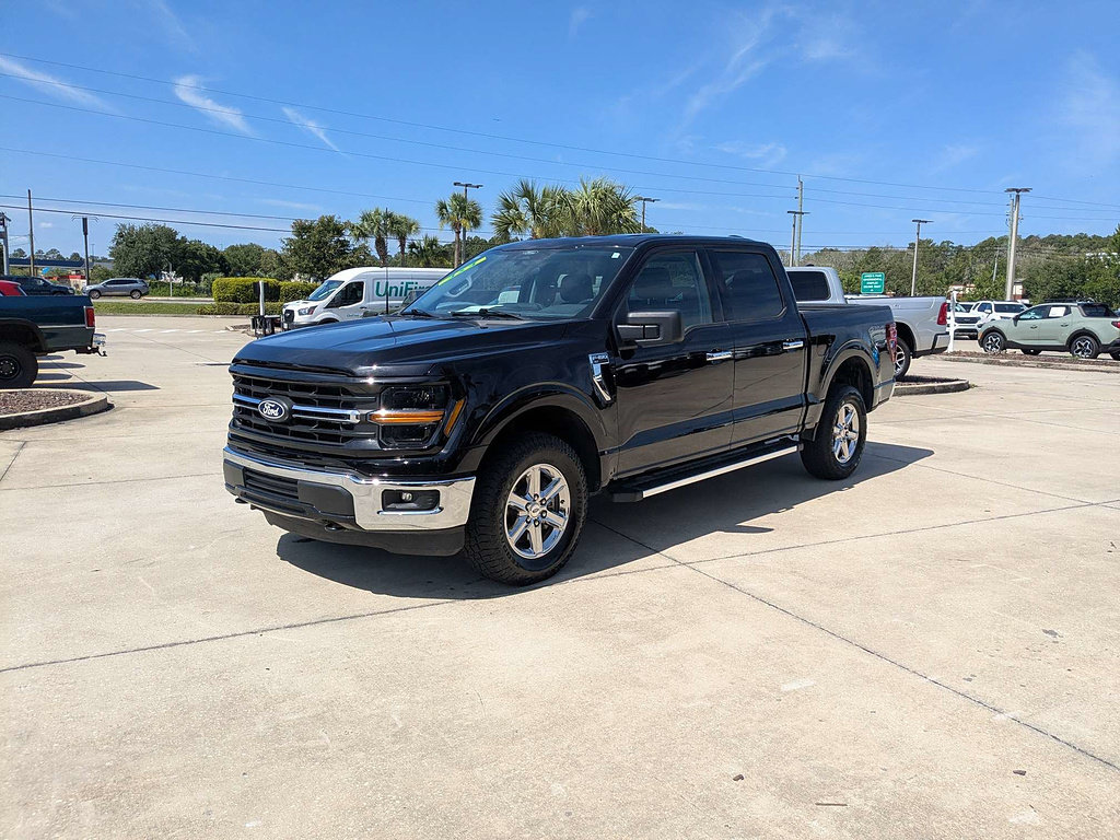 Used 2025 Ford F150 XLT w/ Equipment Group 301A Standard AWD/4WD image 7