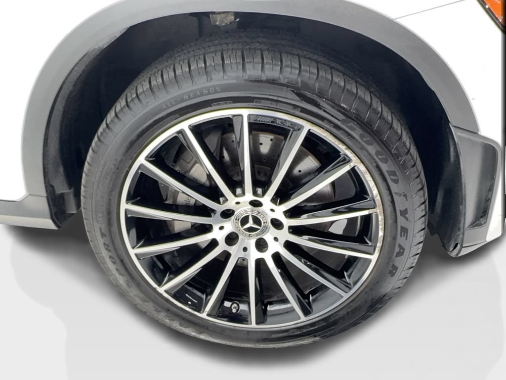 Used 2023 Mercedes-Benz GLC 300 4MATIC Coupe w/ AMG Line image 14