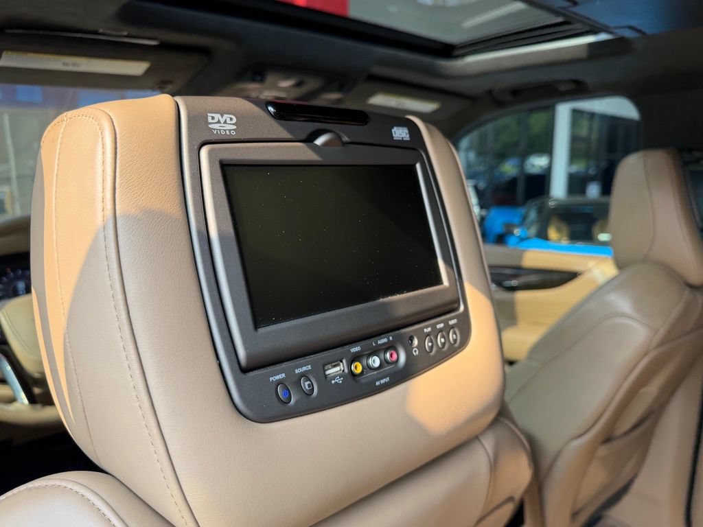 Used 2019 Cadillac Escalade ESV Platinum AWD/4WD image 33
