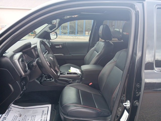 Used 2022 Toyota Tacoma TRD Pro image 6