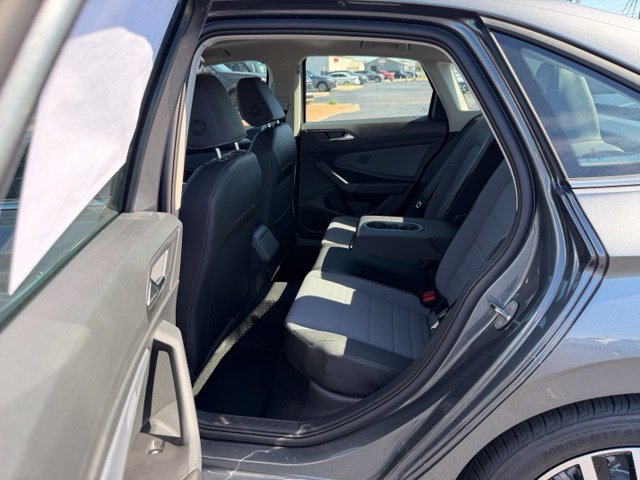 New 2027 Volkswagen Jetta SE FWD image 9