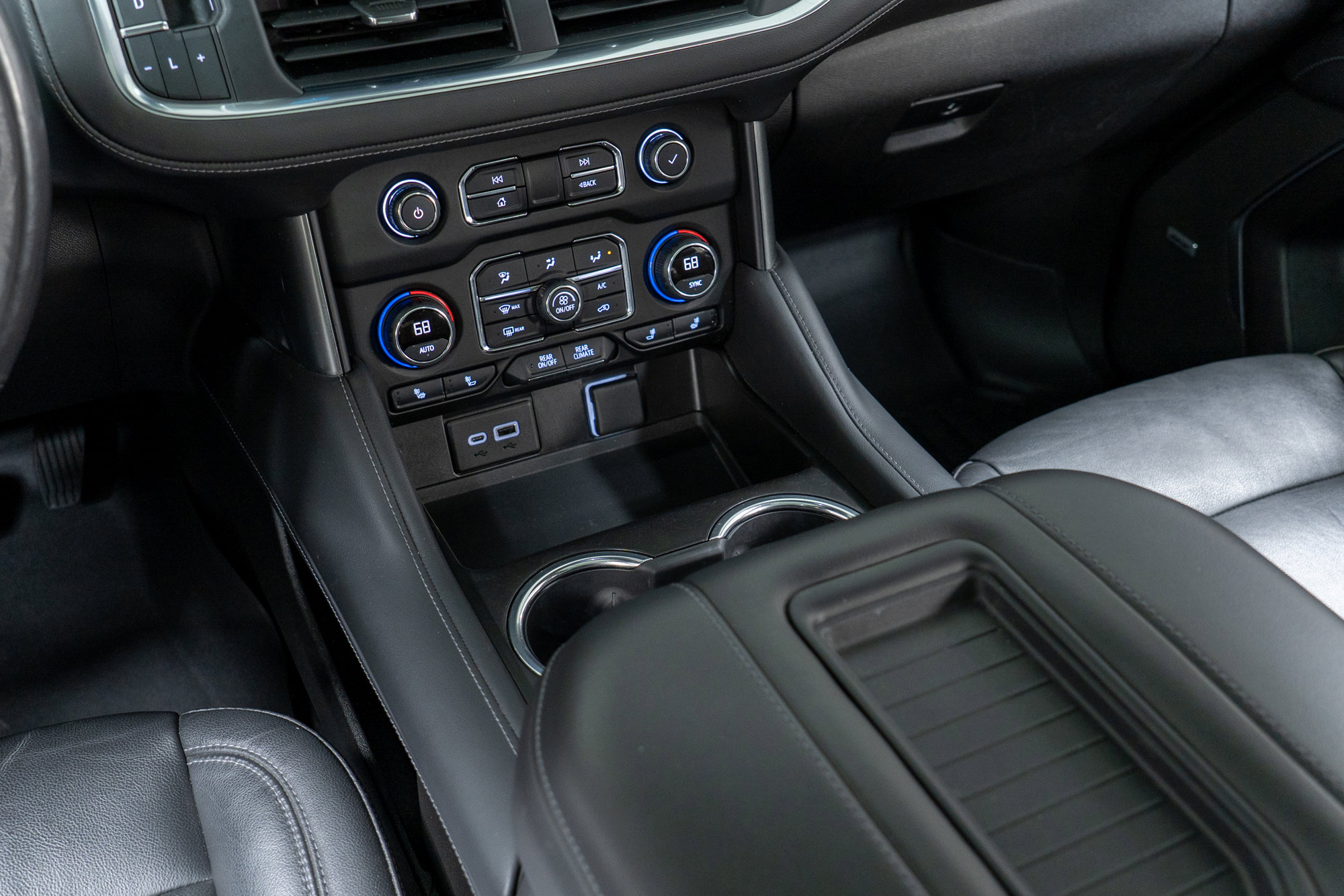 Used 2021 Chevrolet Tahoe Z71 w/ Z71 Signature Package image 20