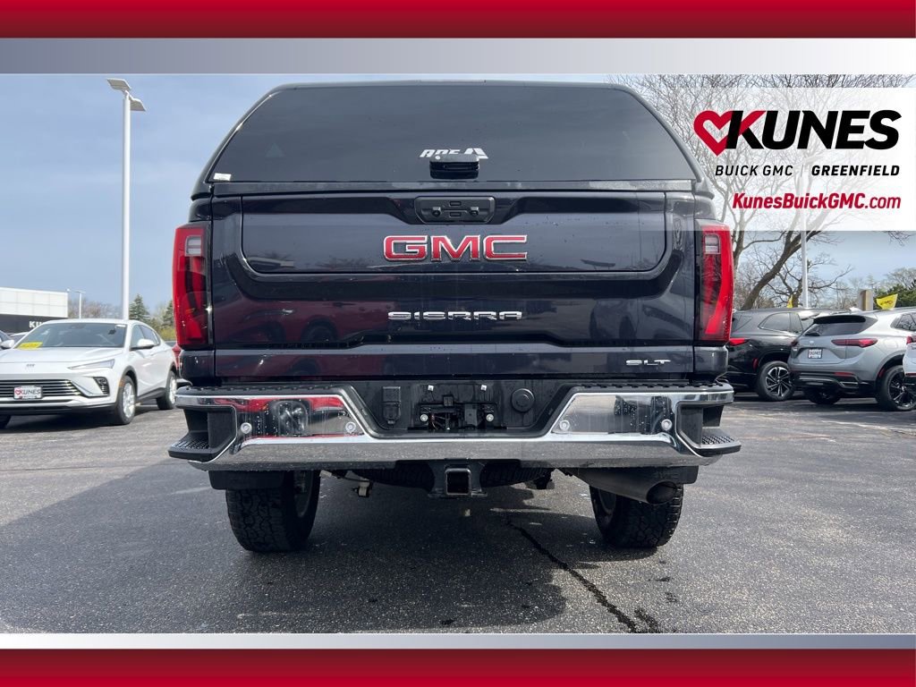 Used 2025 GMC Sierra 2500 SLT w/ SLT Premium Package AWD/4WD image 8