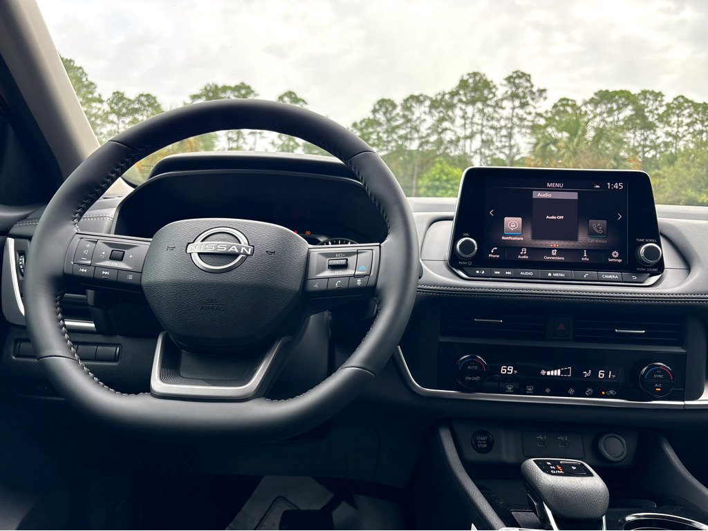 New 2026 Nissan Rogue SV image 4