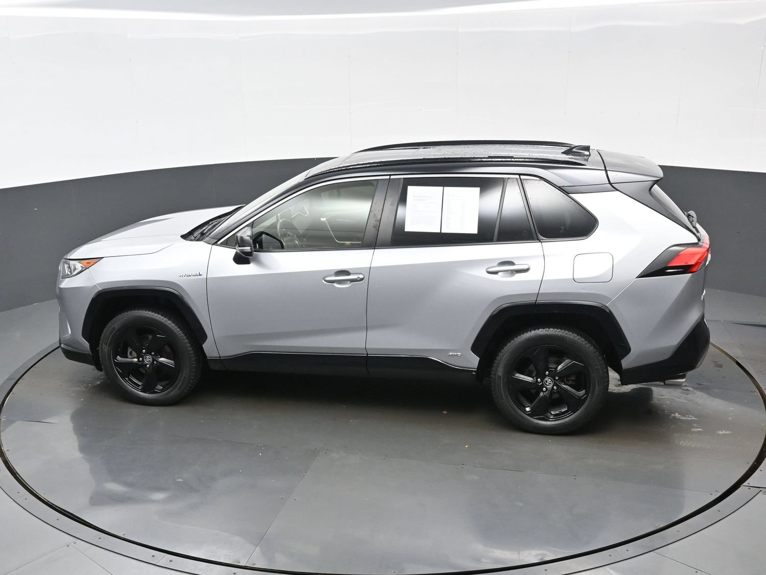 Used 2020 Toyota RAV4 XSE w/ XSE Grade Weather Package AWD/4WD image 35
