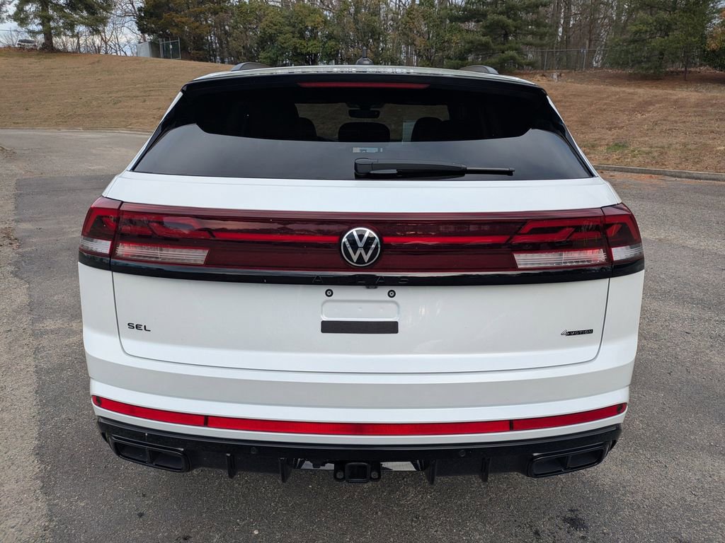 New 2026 Volkswagen Atlas Cross Sport SEL R-Line image 5