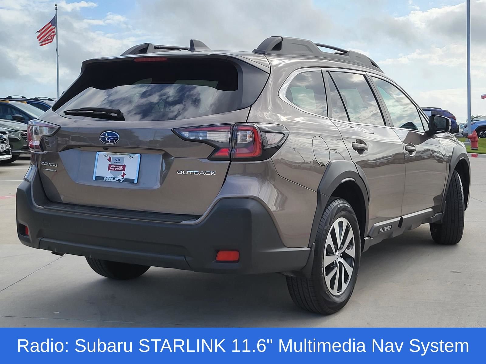 Used 2024 Subaru Outback Premium w/ Popular Package #1A image 4