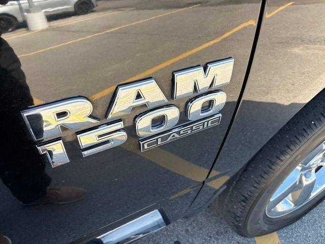 Used 2019 RAM 1500 Express AWD/4WD image 5