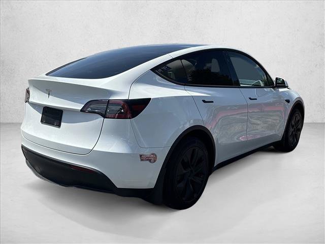 Used 2025 Tesla Model Y Long Range RWD image 5