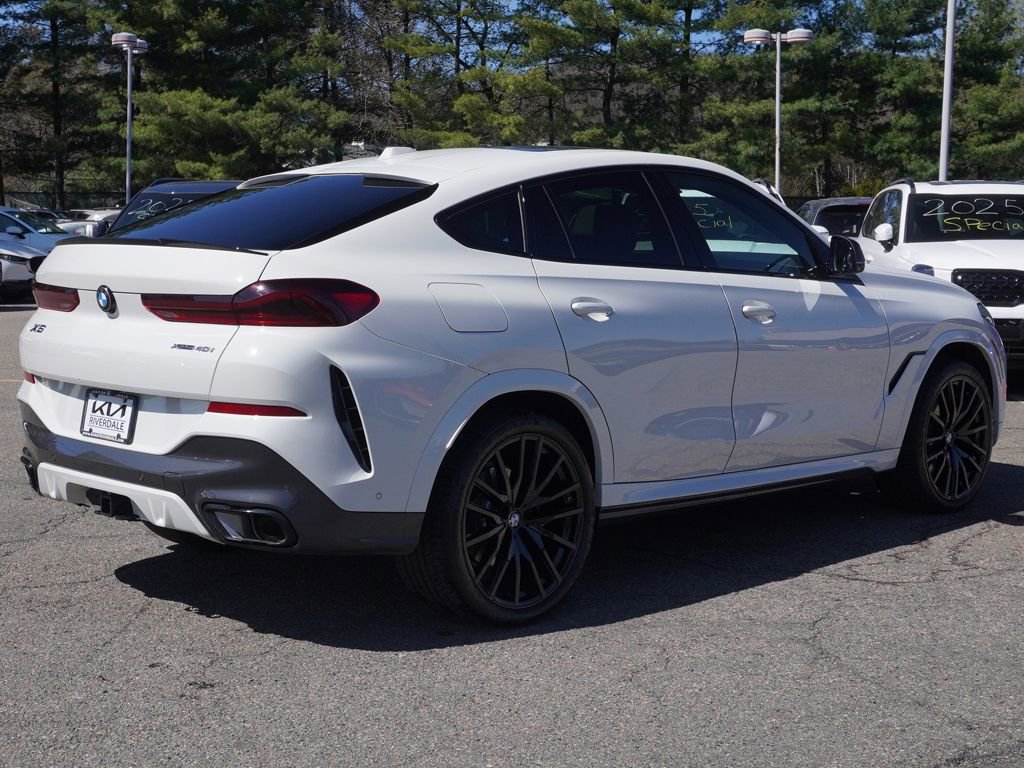 Used 2024 BMW X6 xDrive40i w/ Executive Package AWD/4WD image 15