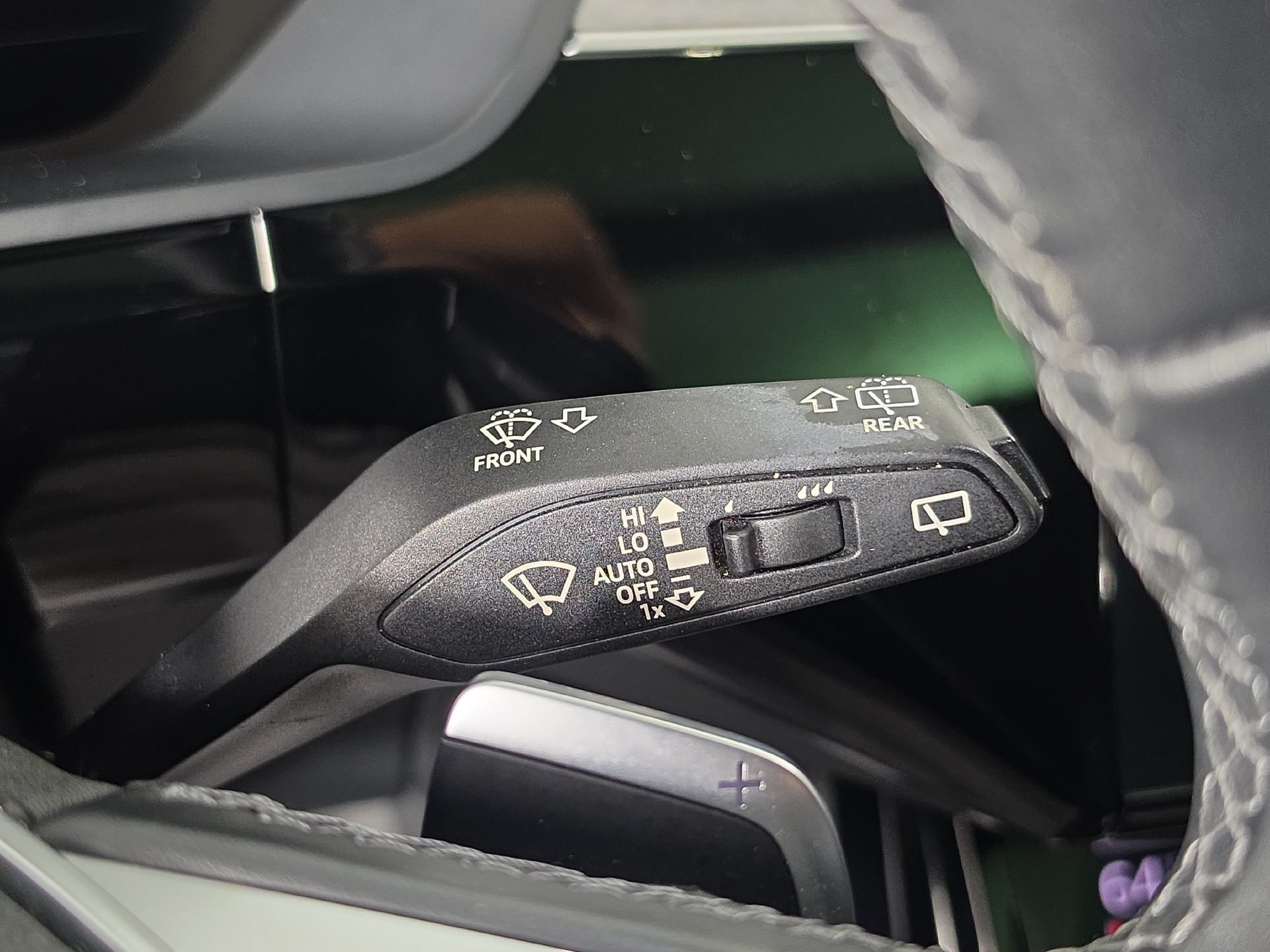 Used 2024 Audi Q8 e-tron Premium Plus AWD/4WD image 20