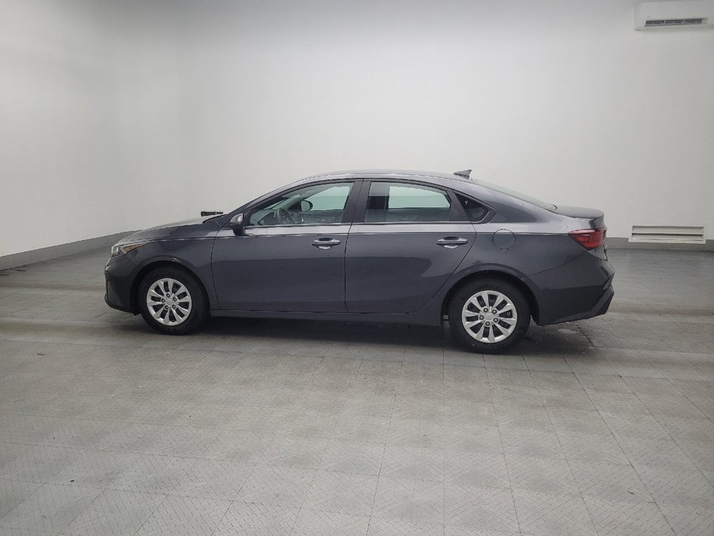 Used 2024 Kia Forte LX image 3