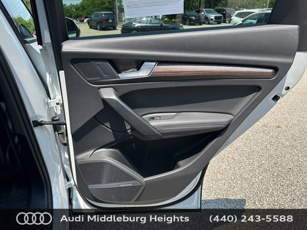 Used 2025 Audi Q5 e Premium Plus w/ Premium Plus Package AWD/4WD image 42