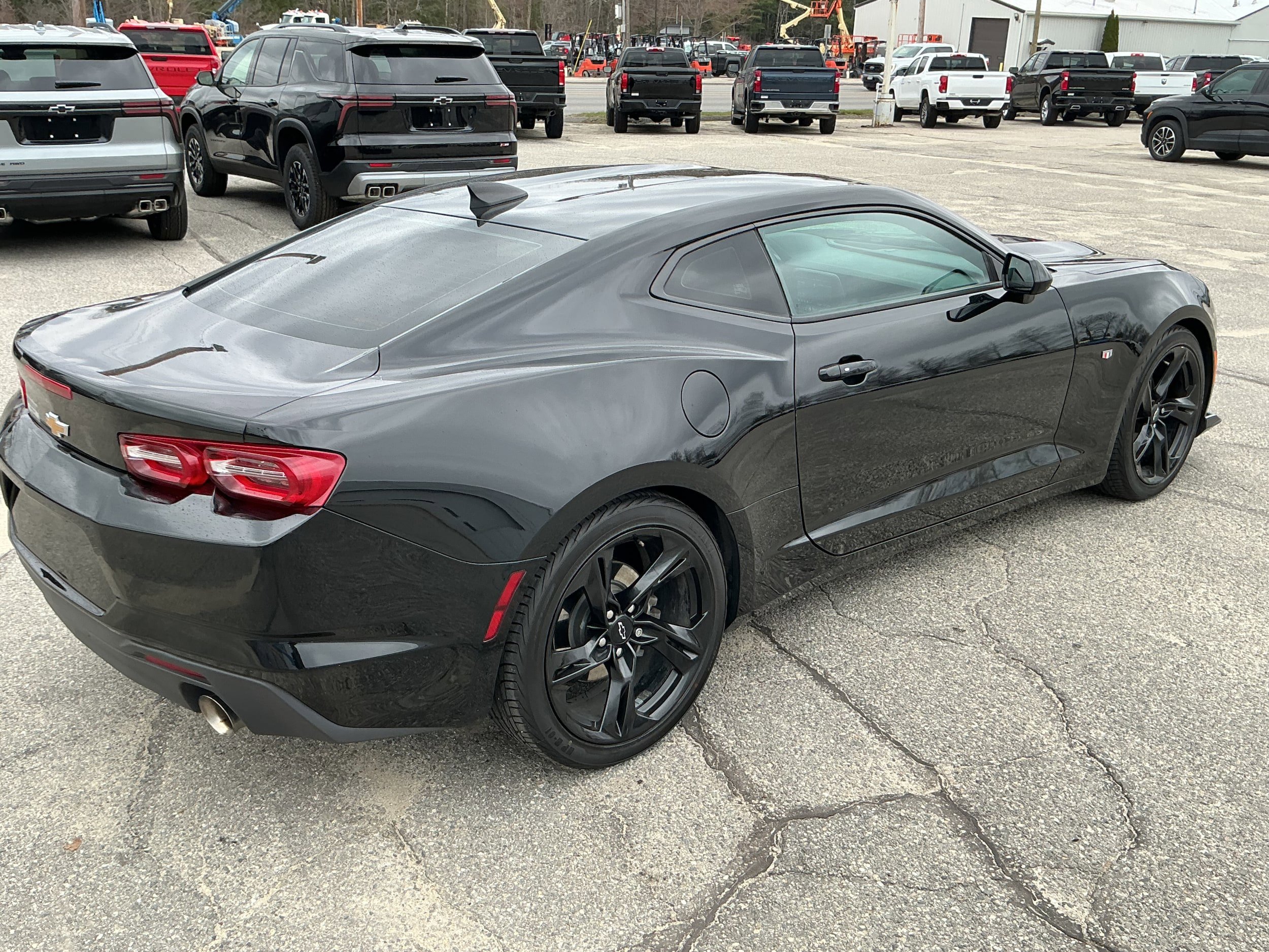 Certified 2022 Chevrolet Camaro LT w/ Technology Package RWD image 6