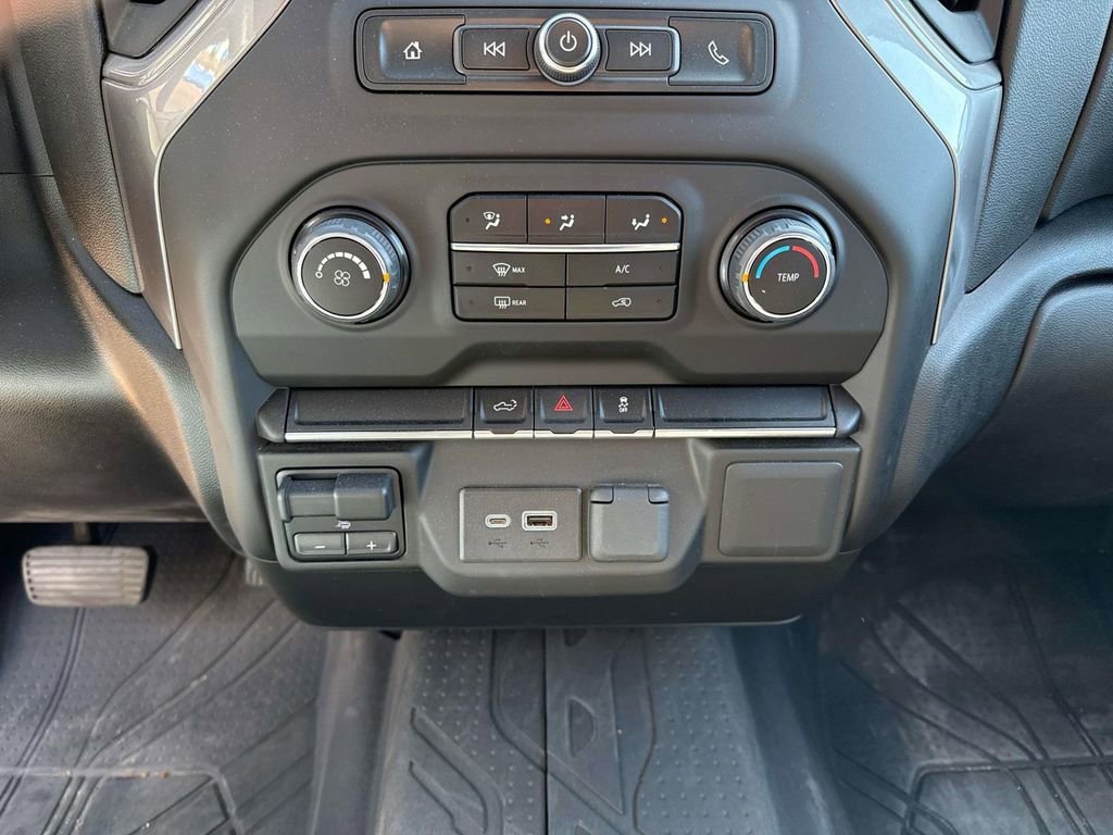 Certified 2023 Chevrolet Silverado 2500 Custom w/ Custom Value Package image 25