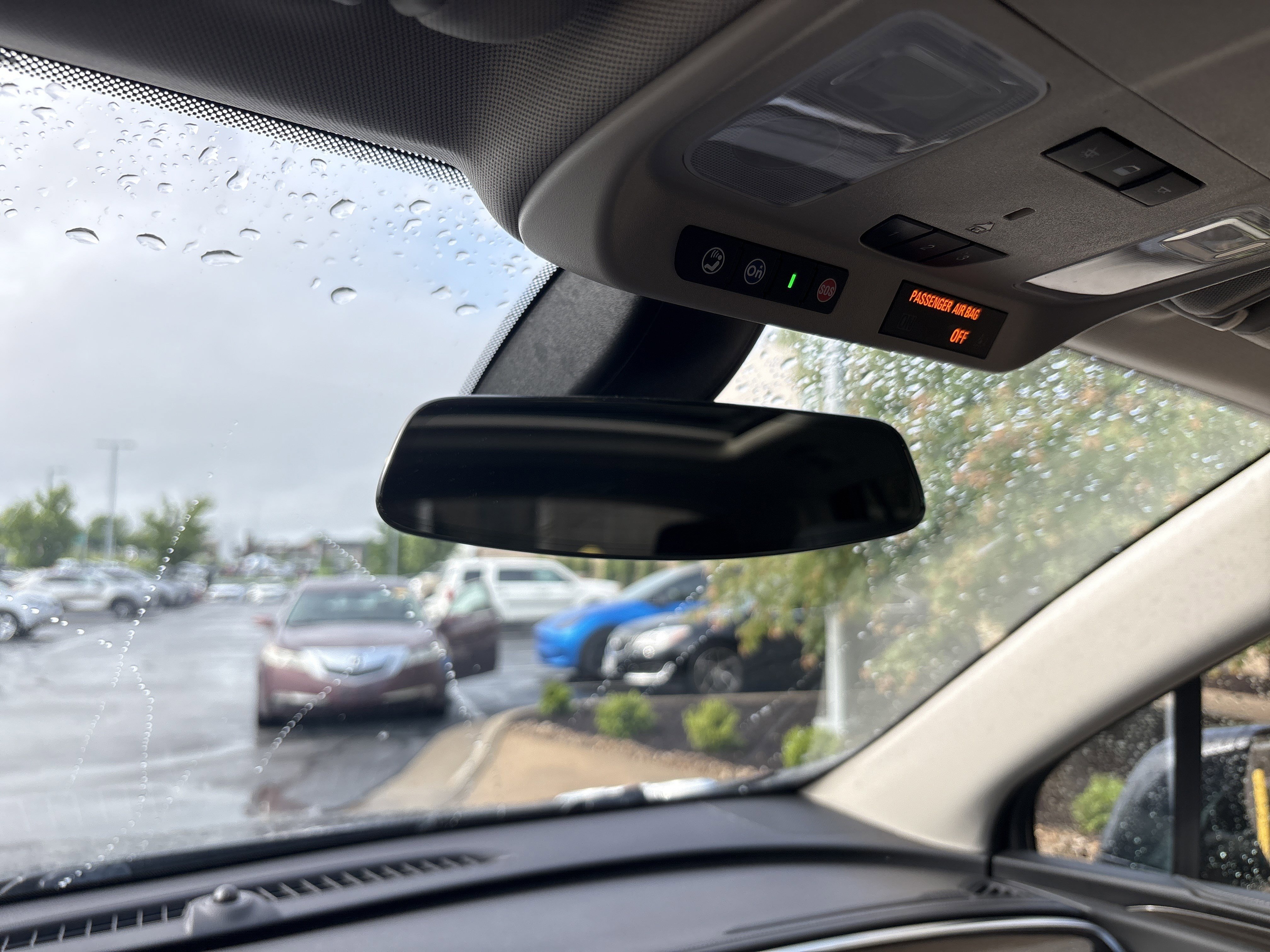 Used 2019 Buick Envision Essence FWD image 27