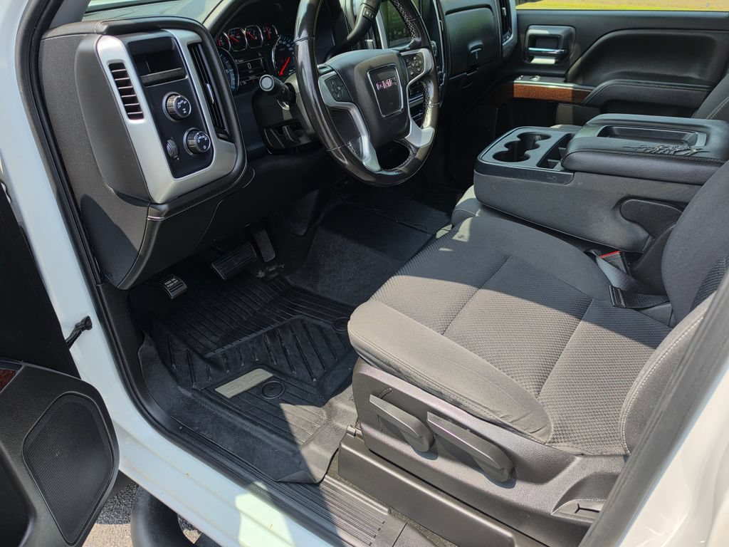 Used 2018 GMC Sierra 1500 SLE w/ Black Pack AWD/4WD image 14