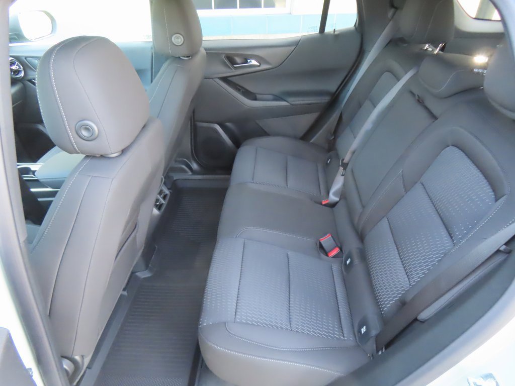 New 2026 Chevrolet Equinox LT w/ LPO, Floor Liner Package image 23