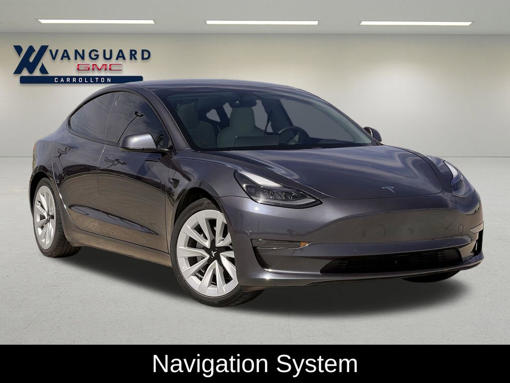 Used 2021 Tesla Model 3 Standard Range Plus image 2