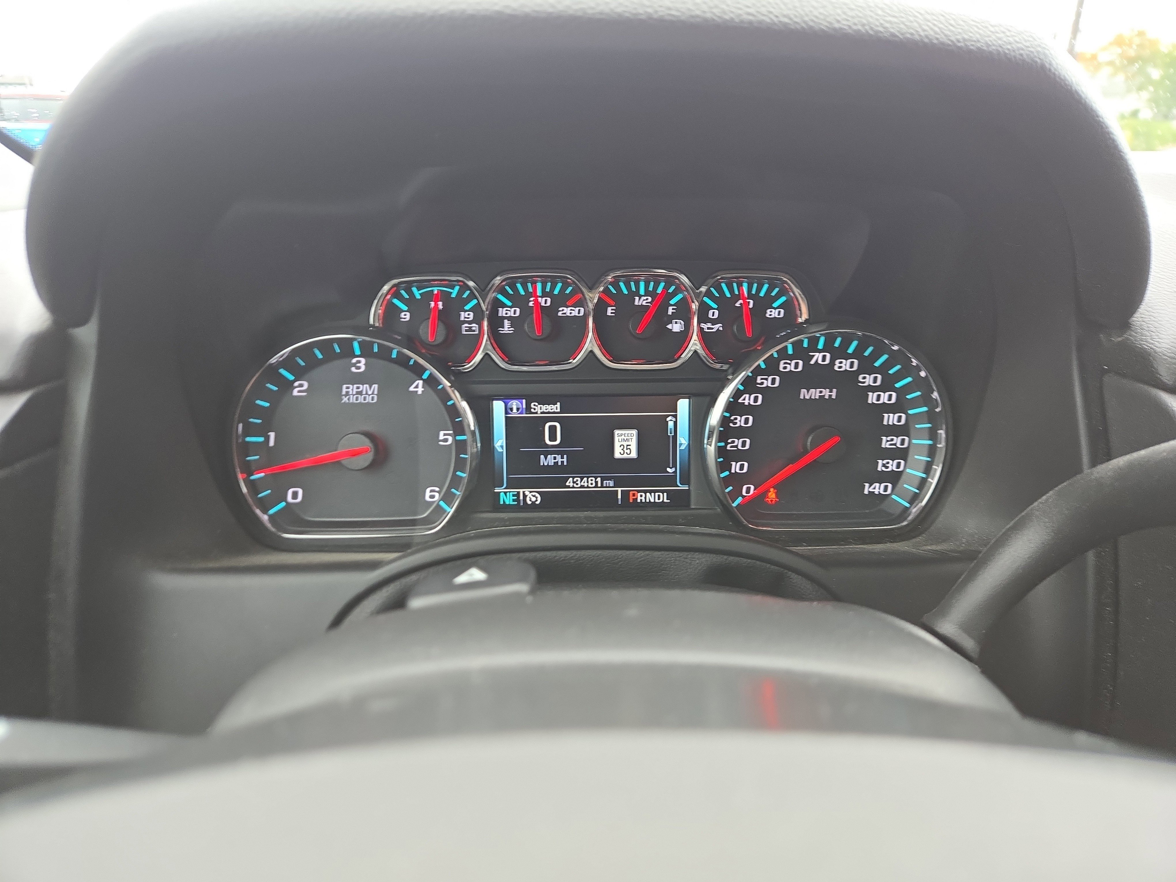 Used 2020 Chevrolet Tahoe LT image 21