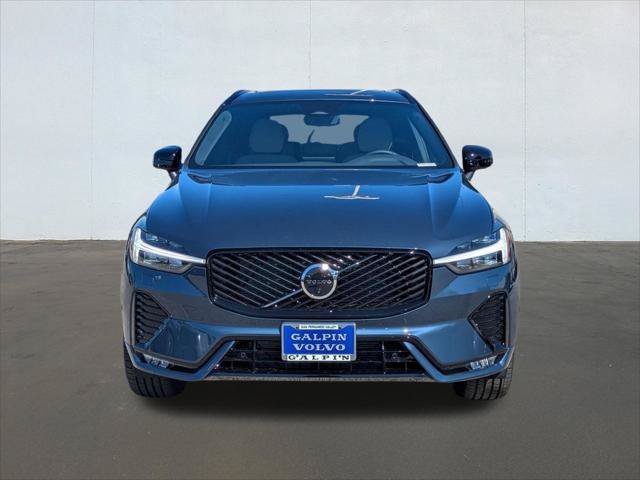 New 2026 Volvo XC90 B6 Core AWD/4WD image 4