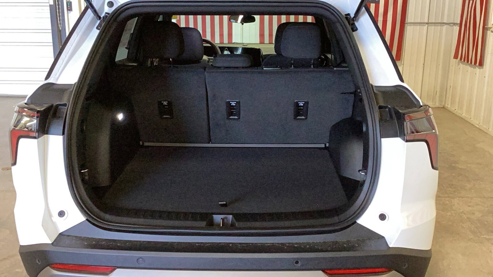 New 2026 Chevrolet Equinox LT AWD/4WD image 7