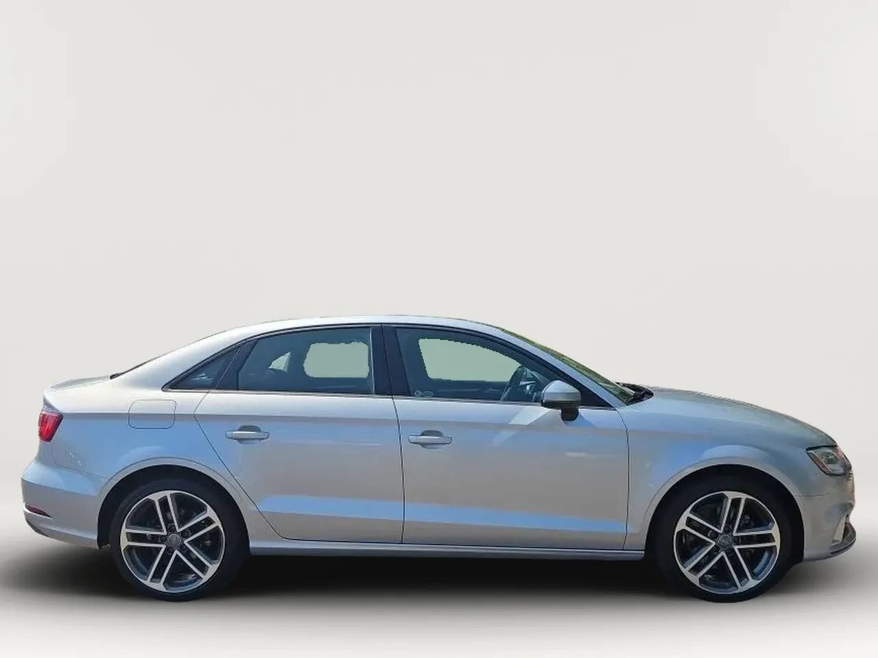 Used 2018 Audi A3 2.0T Premium w/ Convenience Package FWD image 9