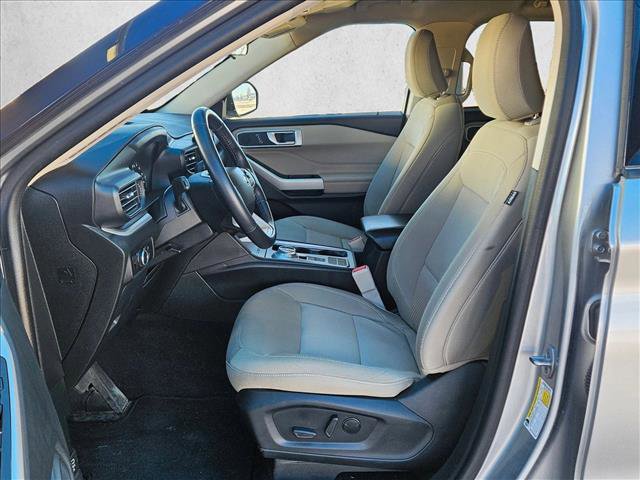 Used 2023 Ford Explorer XLT w/ Class IV Trailer Tow Package image 15