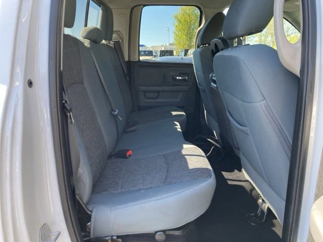 Used 2017 RAM 1500 Classic SLT AWD/4WD image 28
