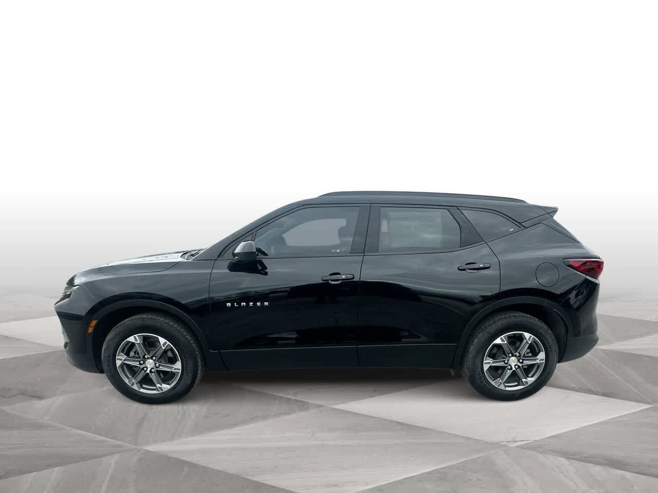 Used 2024 Chevrolet Blazer LT w/ Convenience Package AWD/4WD image 5