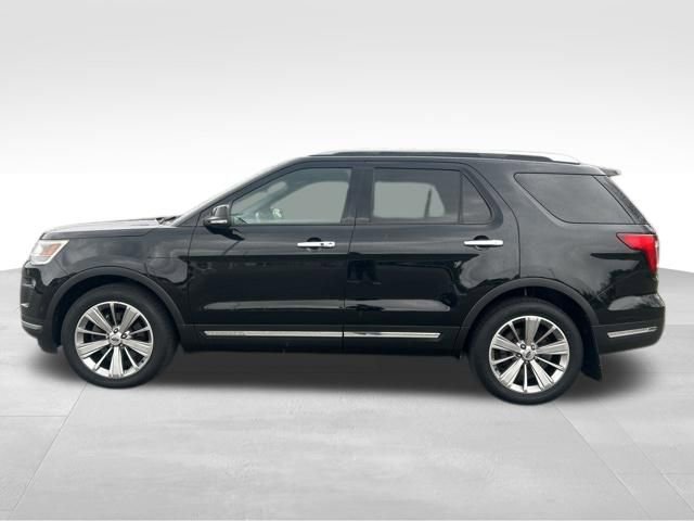 Used 2018 Ford Explorer Limited AWD/4WD image 2