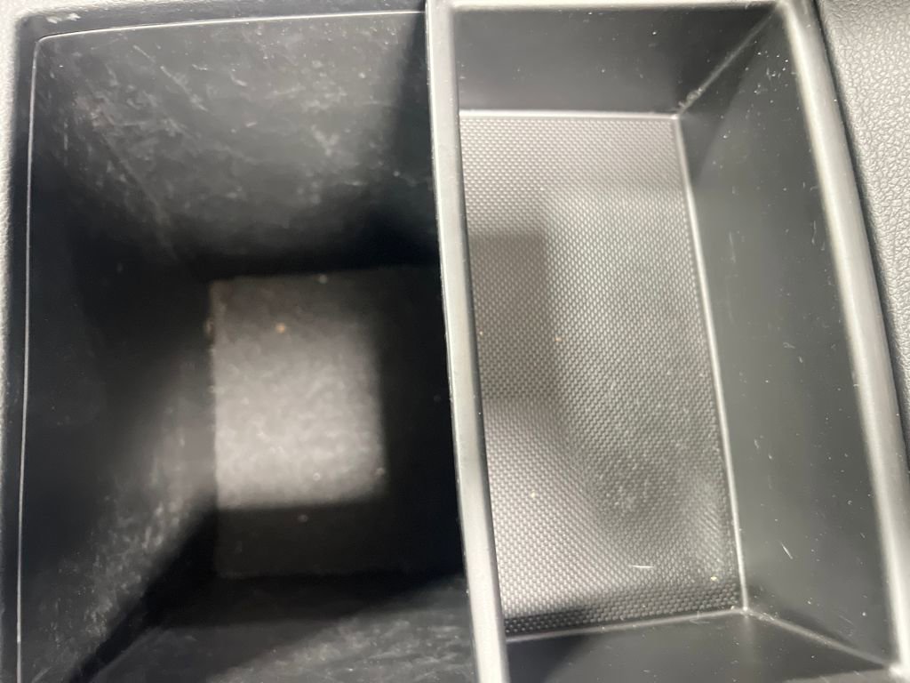 Used 2020 Hyundai Santa Fe Limited image 29