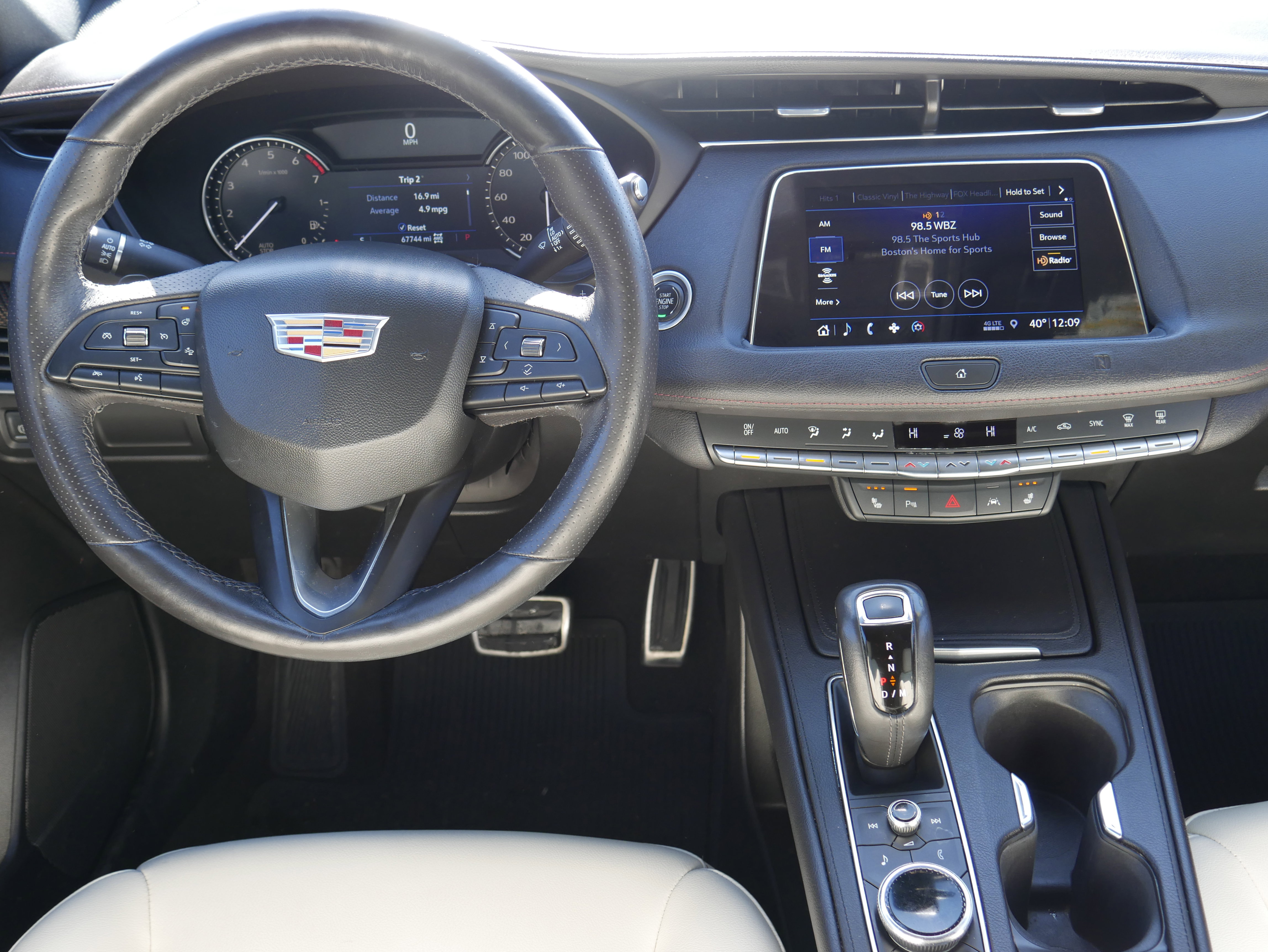 Certified 2019 Cadillac XT4 Sport w/ Cold Weather Package image 16