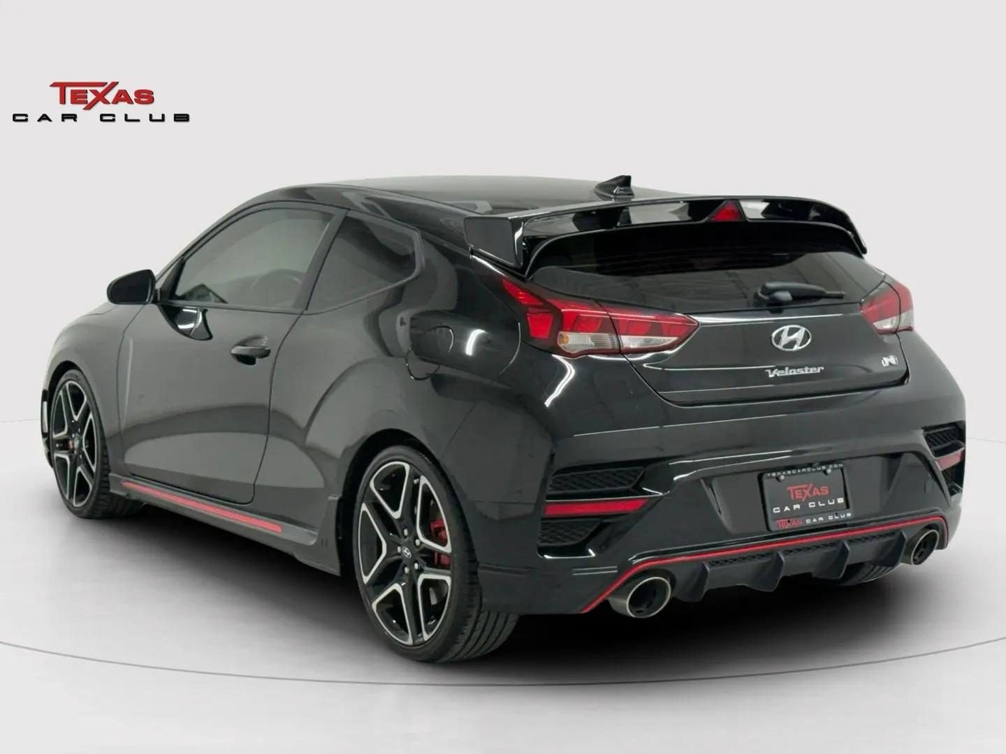 Used 2022 Hyundai Veloster N FWD image 6