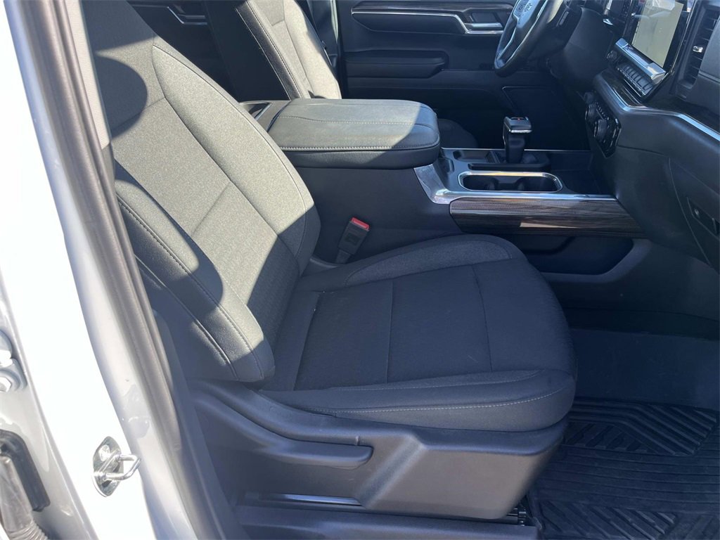 Used 2024 Chevrolet Silverado 1500 LT Trail Boss w/ Protection Package image 32