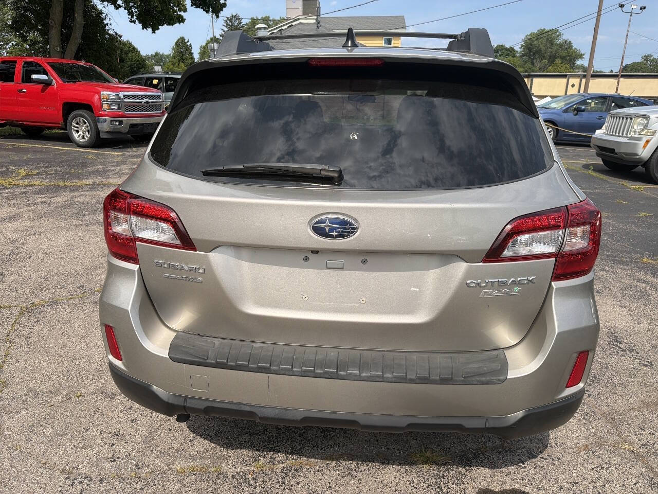 Used 2016 Subaru Outback 2.5i Limited AWD/4WD image 11