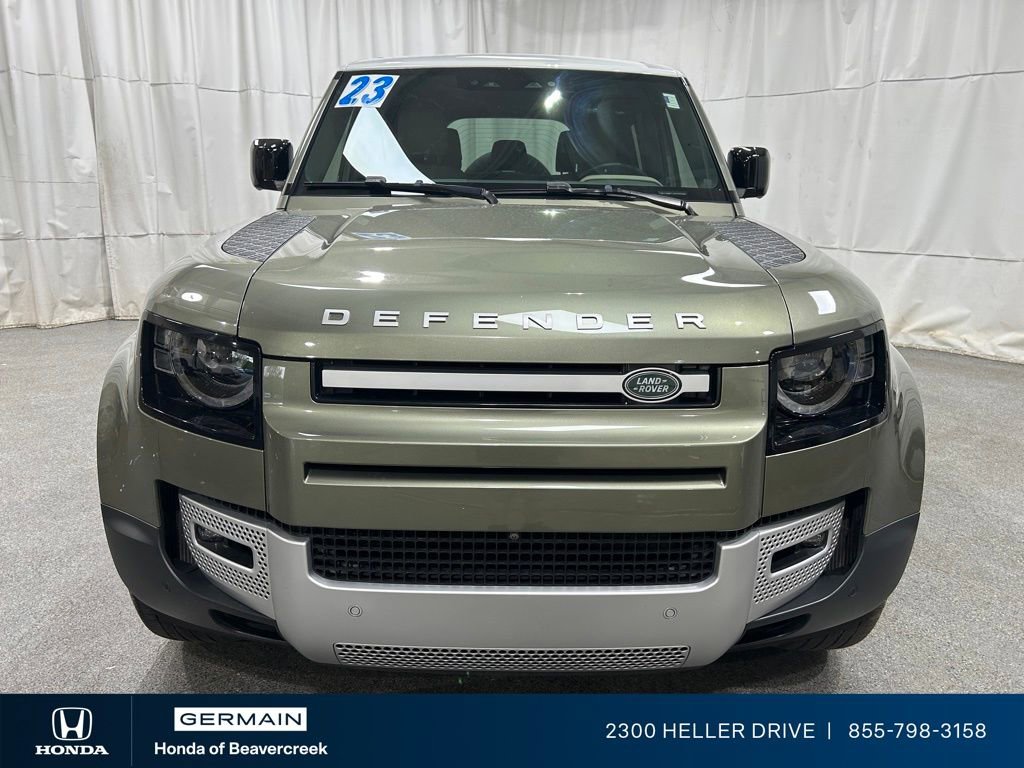 Used 2023 Land Rover Defender 110 SE AWD/4WD image 3