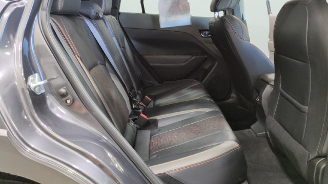 Used 2024 Subaru Crosstrek 2.5i Limited AWD/4WD image 19