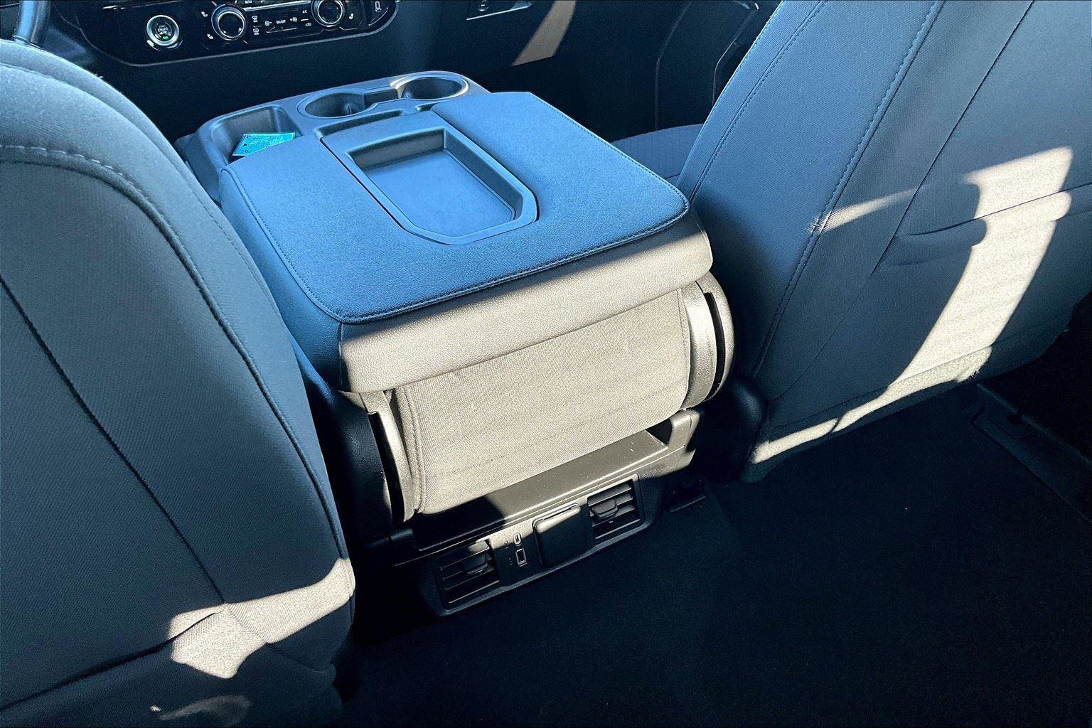 Used 2023 Chevrolet Silverado 1500 LT image 33